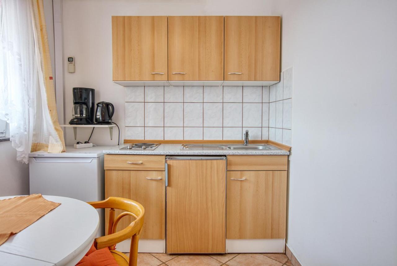 Apartments With A Parking Space Vodice - 6178 Exterior foto